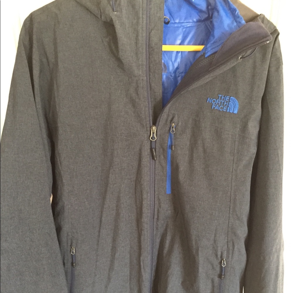Men’s large blue north face jacket with liner